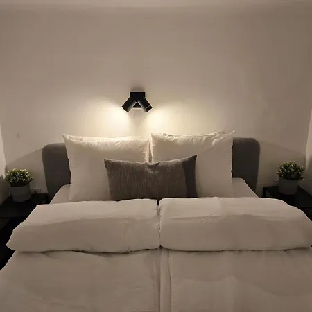 J67 Nest - In The Center