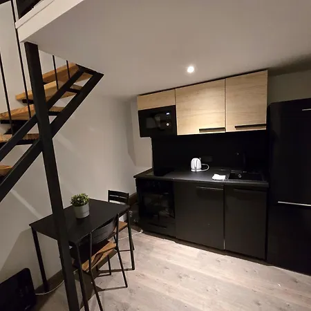J67 Nest - In The Center Budapeşte